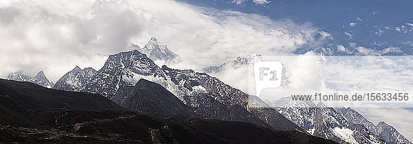 Berg Thamserku  Himalaja  Solo Khumbu  Nepal