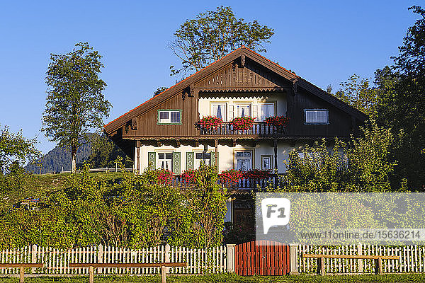 Haus Kaufen In Saaldorf Surheim