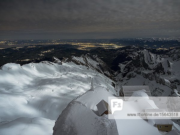 Mountain restaurant Alter Säntis in full moonlight  Säntis  Alpstein  Appenzell  Switzerland  Europe