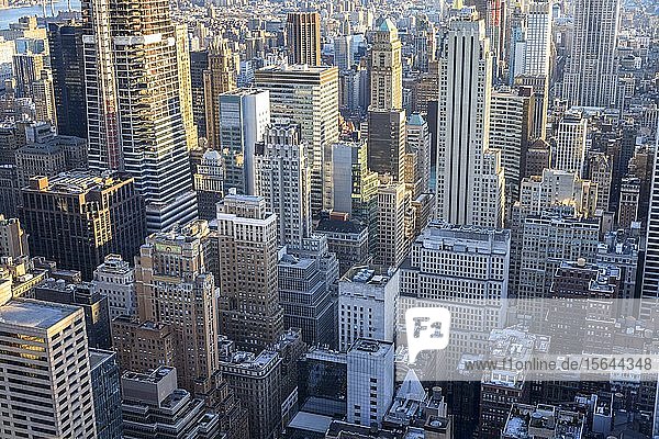 Wolkenkratzer  Hochhäuser in Midtown Manhattan  New York City  New York State  USA  Nordamerika