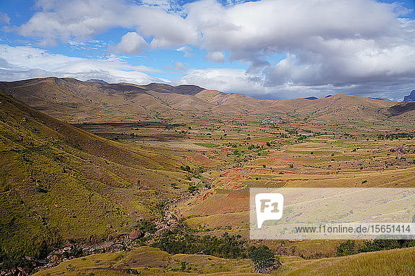 Landschaft an der RN7 in der Nähe von Ambalavao  Provinz Fianarantsoa  Region Ihorombe  Süd-Madagaskar  Afrika