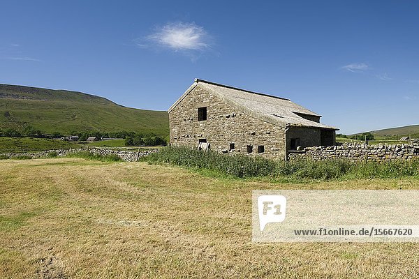 A barn in the Yorkshire Dales National Park  North Yorkshire near Chapel-le-Dale  England.