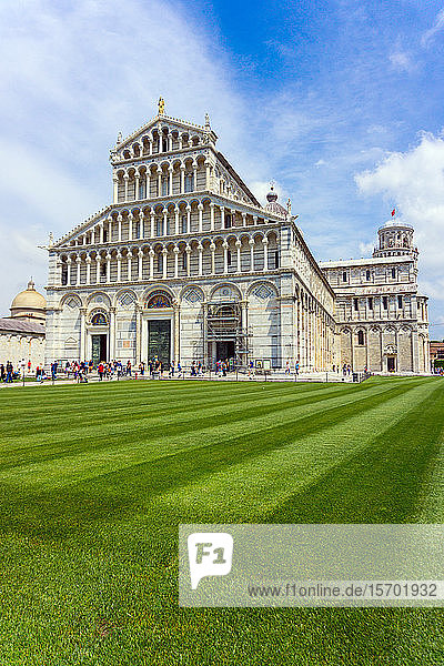 Italy  Tuscany  Pisa  Piazza dei Miracoli  Santa Maria Assunta cathedral