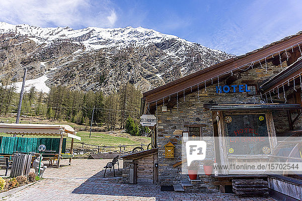 Italy Aosta Valley Valnontey La Barme hotel and restaurant