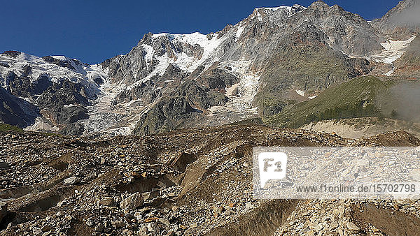 Italien  Westliche Alpen im Piemont  Monte Rosa Belvedere Gletscher 2