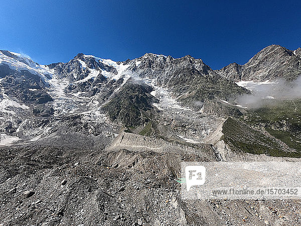 Italien  Westliche Alpen im Piemont  Monte Rosa Belvedere Gletscher 4