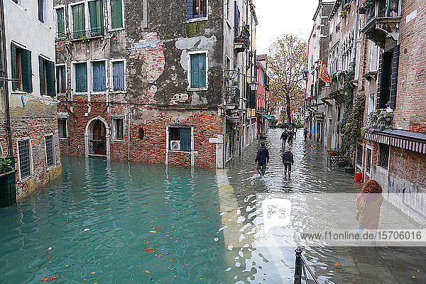 Hochwasser in Venedig  November 2019  Campo San Giacomo dell'Orio  Venedig  UNESCO-Weltkulturerbe  Venetien  Italien  Europa