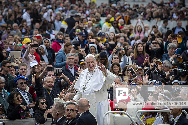 Pope Francis arrives for his weekly general audience in St. Peter's Square at the Vatican  Rome  Lazio  Italy  Europe
