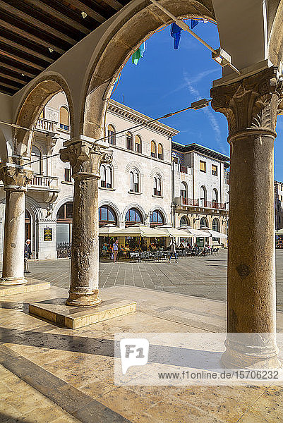 View of cafes from arches of the Town Hall in Forum Square  Pula  Istria County  Croatia  Adriatic  Europe