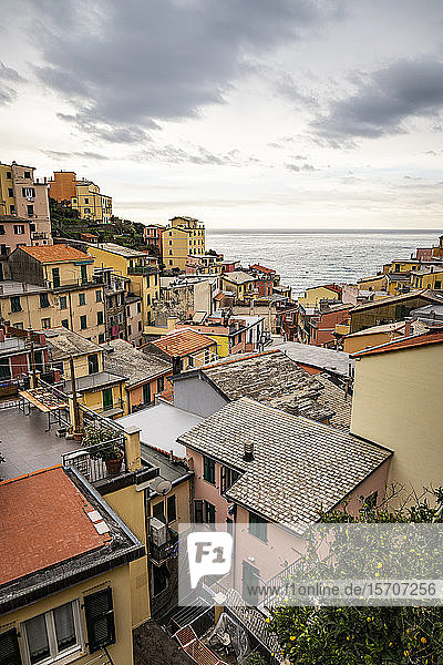 Stadtbild von Riomaggiore  Ligurien  Italien