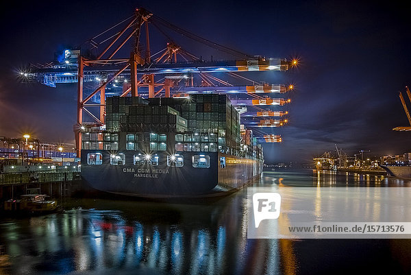 Cargo ship CMA CGM Medea   Waltershofer Hafen  Hamburg  Germany  Europe