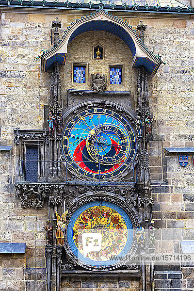 Tschechische Republik  Prag  Prag Astronomische Uhr an der Wand des alten Rathauses