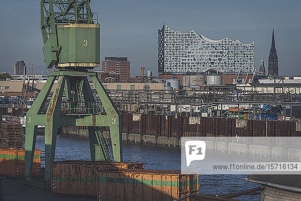 Germany  Hamburg  Harbor crane with Elbphilharmonie in background