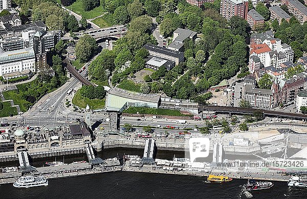 St. Pauli Landungsbrücken Hochbahn-Station St. Pauli Hamburg Deutschland Europa