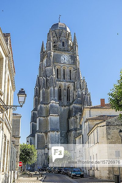 Kathedrale Saint Pierre  Saintes  Charente-Maritime  Nouvelle-Aquitaine  Frankreich  Europa