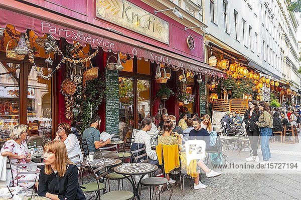 Beliebtes Restaurant  Berlin  Bergmannstraße  Deutschland  Europa