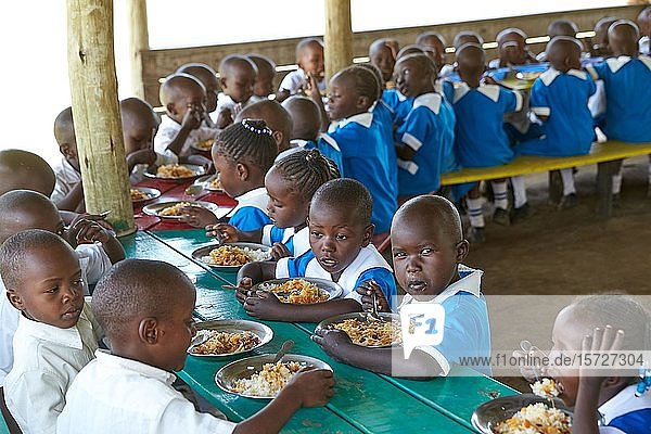 Students of the Mirisa Academy at lunch  Nakuru  Kenya  Africa