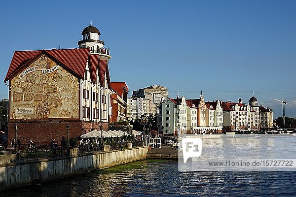 Fischerdorf am Ufer des Pregel  Pregolja  Kaliningrad  Oblast Kaliningrad  Russland  Europa