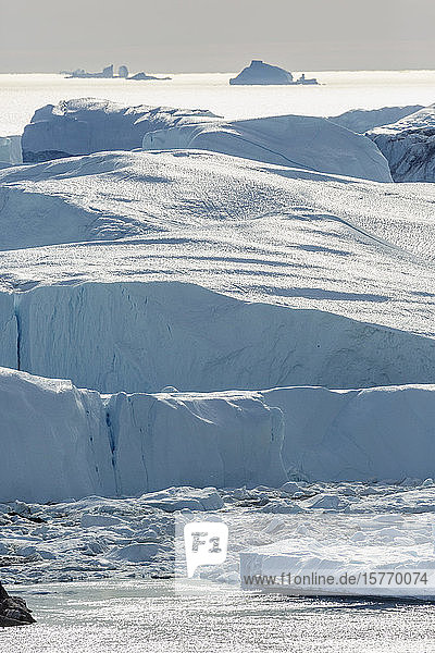 Schmelzende polare Eisberge Grönland