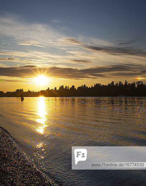 Sonnenuntergang bei Derby Reach; Langley  British Columbia  Kanada