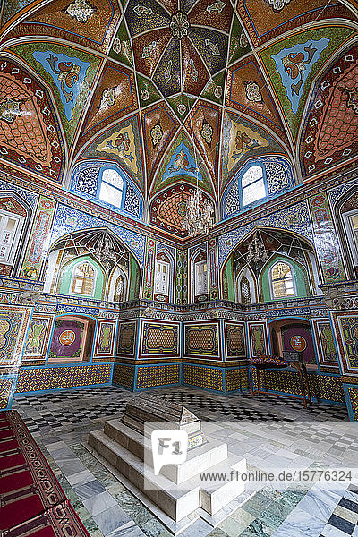 Beautiful interior of the Mausoleum of Mirwais Khan Hotaki  Kandahar  Afghanistan  Asia