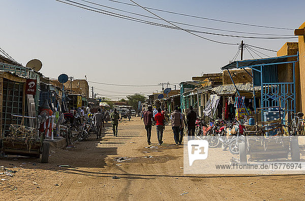 Zentraler Markt der UNESCO-Welterbestätte  Agadez  Niger  Westafrika  Afrika