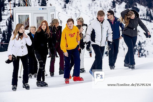 LECH - King Willem-Alexander and Queen Maxima of the Netherlands pose with their daughters in Lech am Arlberg.