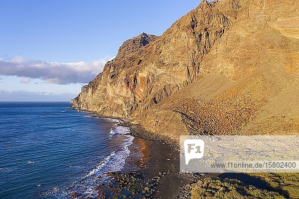 Sandstrand Playa del Ingles  Berg Riscos de La Merica  Valle Gran Rey  Luftaufnahme  La Gomera  Kanarische Inseln  Spanien  Europa