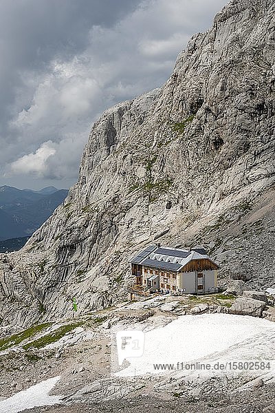 Adamekhütte  Alpenvereinshütte  Hoher Dachstein  Salzkammergut  Oberösterreich  Österreich  Europa