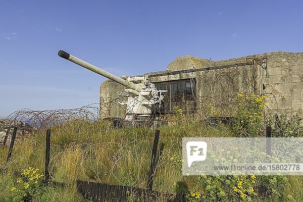 88 mm Geschütz vom U-boot Typ 766 Atlantic Battle Memorial Museum Camaret-sur-Mer Département Finistère Frankreich Europa