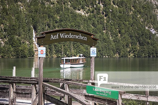 Historische Elektroboote auf dem Königssee Berchtesgaden Bayern Deutschland Europa
