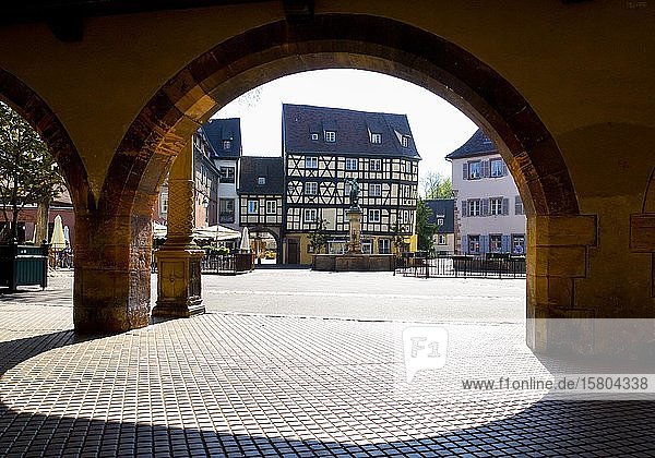 Half-timbered houses Schwendi Fountain at Place de Ancienne Douane Colmar Alsace France Europe