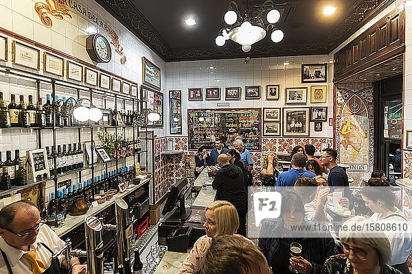 Tapa Bar und Restaurant La Casa Del Abuelo  Huertas  Madrid  Spanien  Europa