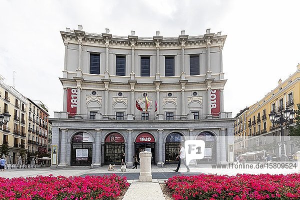 Teatro Real von der Seite der Plaza de Oriente Madrid Spanien Europa