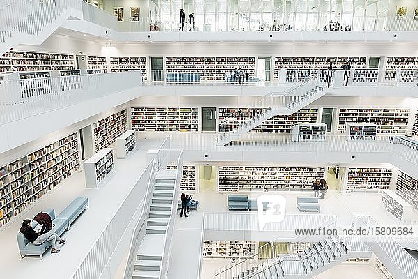 Stadtbibliothek  Innenansicht  Architekt Eun Young Yi  Stuttgart  Baden-Württemberg  Deutschland  Europa