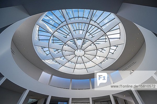 Glaskuppel Pinakothek der Moderne München Oberbayern Bayern Deutschland Europa