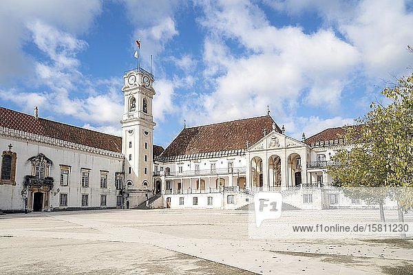Universität von Coimbra  eine der ältesten Universitäten in Europa  Coimbra  Portugal  Europa