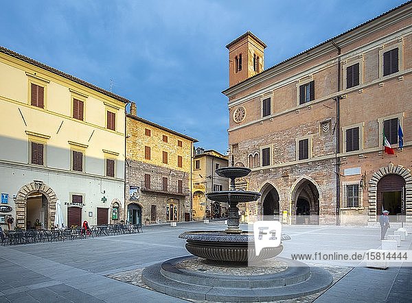 Piazza della Repubblica  Spello  Perugia  Umbria  Italy  Europe