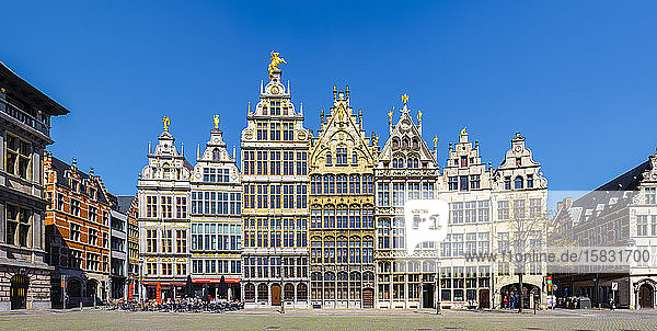 Mittelalterliche Zunfthäuser auf dem Grote Markt  Antwerpen  Belgien