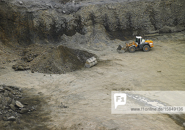 Bulldozer / Erdbewegungsmaschine zum Schieben von Material in einem Steinbruch