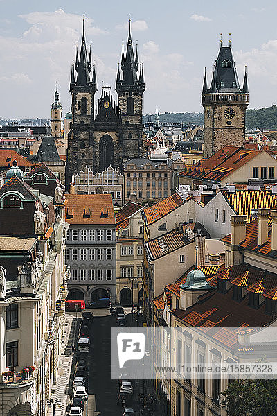 Blick auf das historische Altstadtzentrum von Prag  Tschechische Republik.