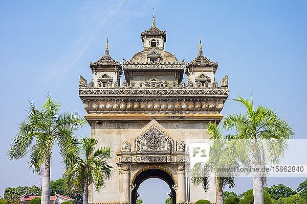 Patuxi oder Siegestor-Denkmal  Vientiane  Laos