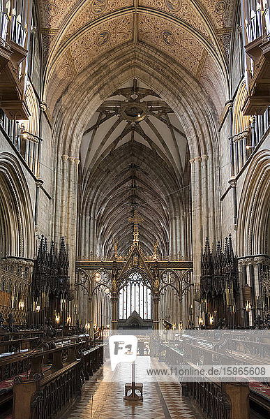 Chor und Kirchenschiff mit Blick nach Westen  Worcester Cathedral  Worcester  England  Vereinigtes Königreich  Europa