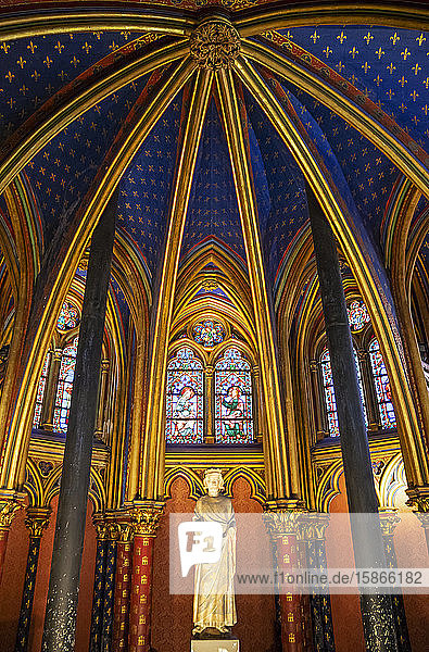 Sainte-Chappelle; Paris France