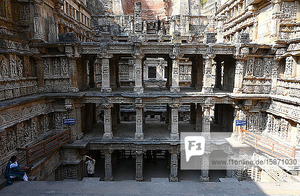 Der Rani ki Vav (Stufenbrunnen der Königin) aus dem 11. Jahrhundert  erbaut für Udayamati aus der Chaulukya-Dynastie  UNESCO-Weltkulturerbe  Patan Gujarat  Indien  Asien