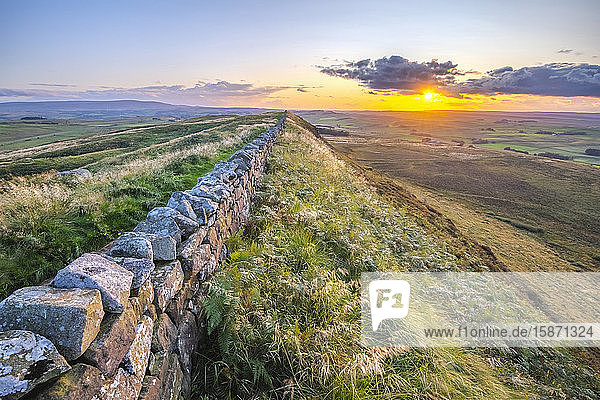 Winshield Crags  Hadrian's Wall  UNESCO-Weltkulturerbe  Melkridge  Haltwhistle  Northumberland  England  Vereinigtes Königreich  Europa