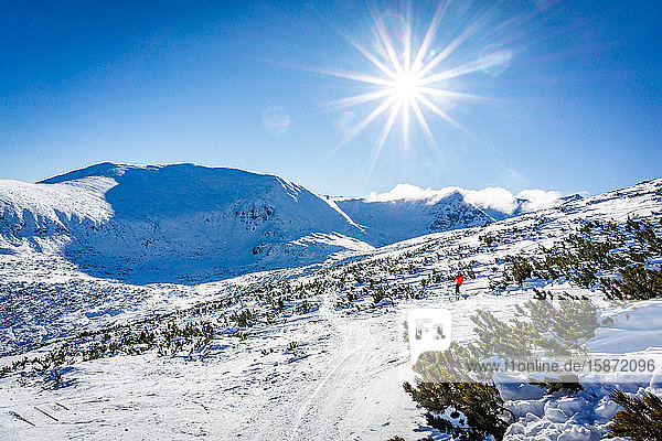 Skigebiet Borovets  Bergblick von der Yastrebets-Gondel  Bulgarien  Europa