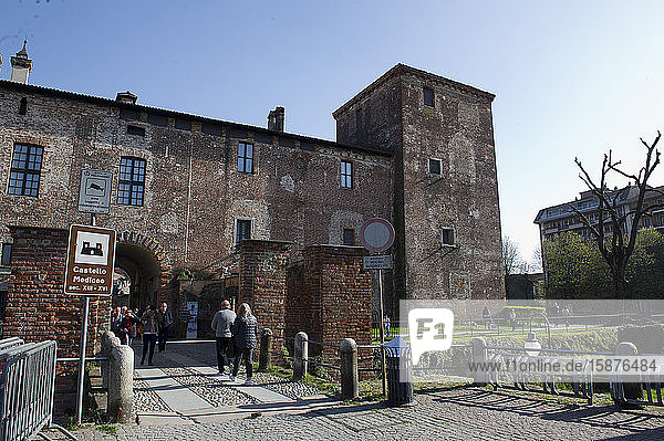 Italy  Lombardy  Melegnano - Medieval Medici castle  exterior