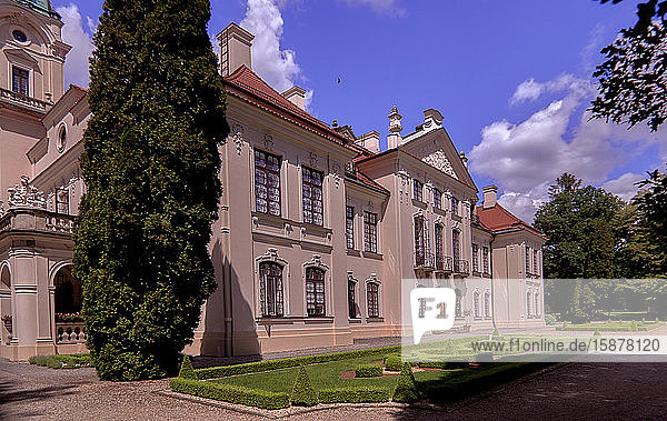 Polen  Provinz Lublin  Dorf Kozlowka  Der Palast der Zamoyskis  18.