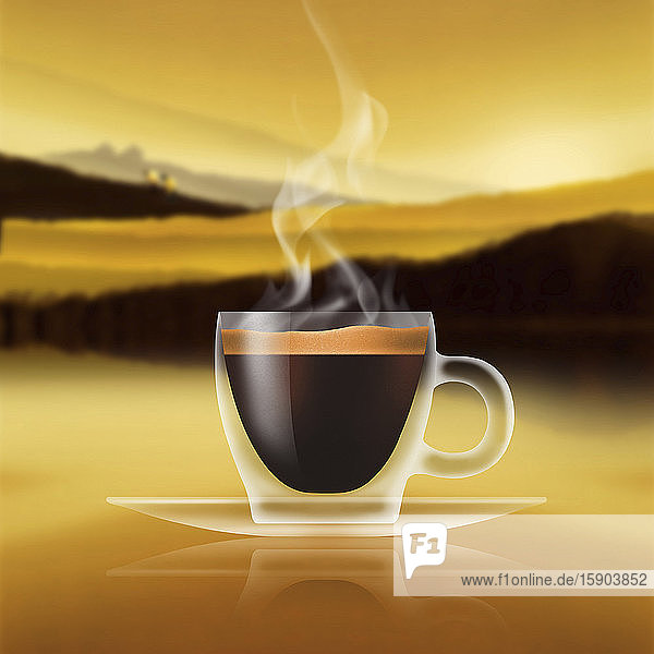 Glas Espressokaffee in goldener Landschaft